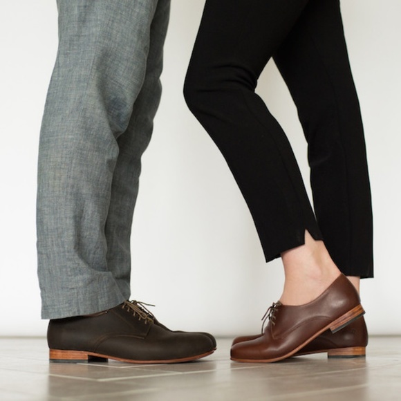 Women's Nisolo Oxfords in Dark Brown - Picture 5 of 10